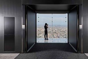 Chicago: Willis Tower Skydeck and The Ledge Ticket