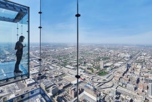 Chicago: Willis Tower Skydeck and The Ledge Ticket