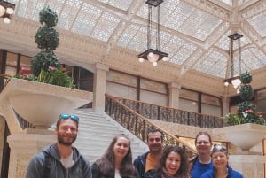 Chicago: Winter Loop Walking Tour (with indoor stops!)