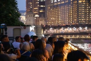 Chicago: Gespenstische Nachtfahrt auf dem Chicago River