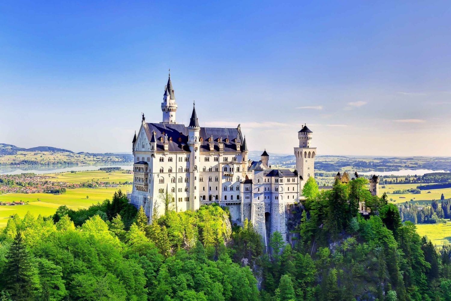 Von München aus: Neuschwanstein & Schloss Linderhof Tagestour