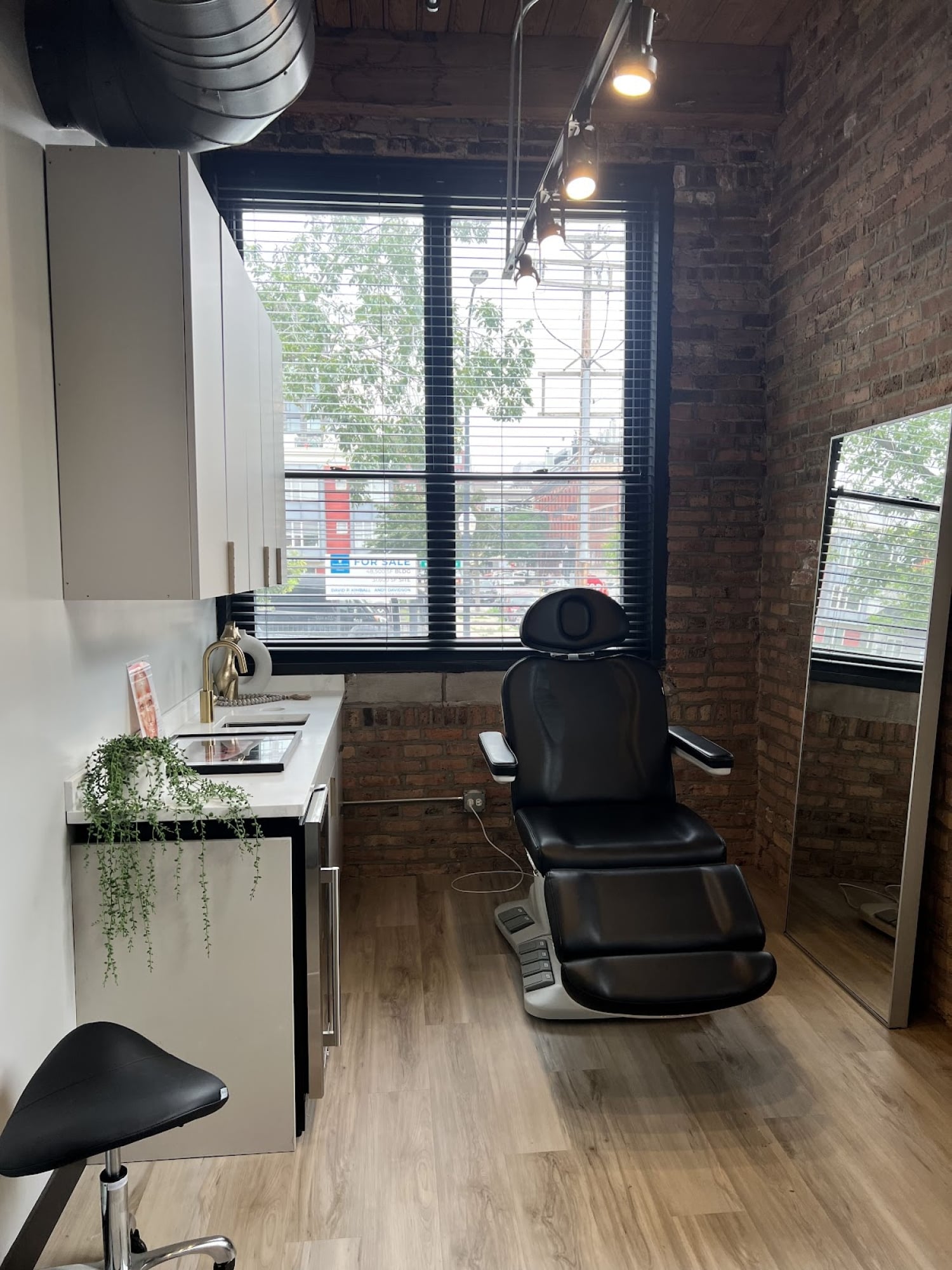 Tria Aesthetics & Wellness