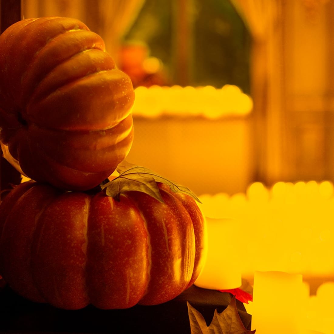 Luz de Velas: Una Noche Embrujada de Clásicos de Halloween