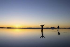 Viagem privada de ida e volta de 2 dias do Chile ao Salar de Uyuni
