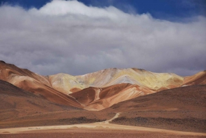 2-Days round-trip from Chile to Uyuni Salt Flats