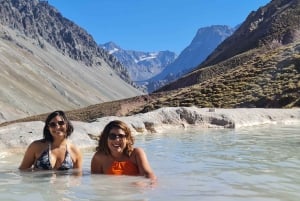 Aventura en los Andes Tour Cajon del Maipo + Termas Colinas