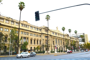 Airport Transfer and Halfday City tour Santiago de Chile