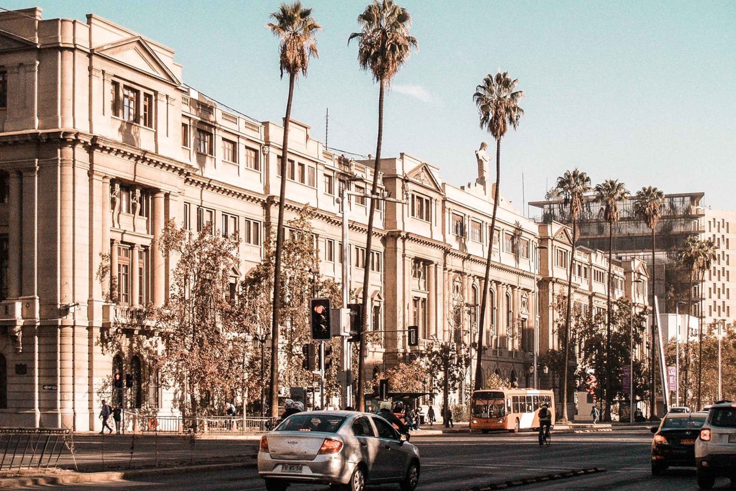 Um passeio de arquiteto pelo centro de Santiago