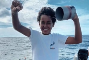 Voorouderlijk vissen: vissen met een ervaren Rapa Nui
