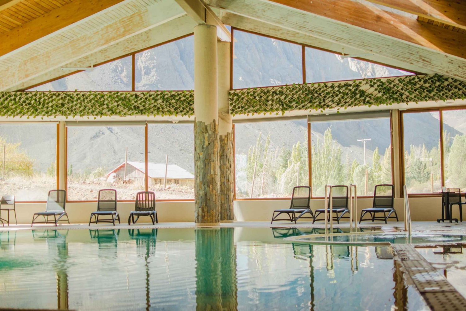 Aventura andina: Cajón del Maipo y El Morado Lodge and Spa in Chile