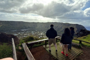 Birdman-seremonirute: Halvdagsomvisning i Orongo og Rano Kau