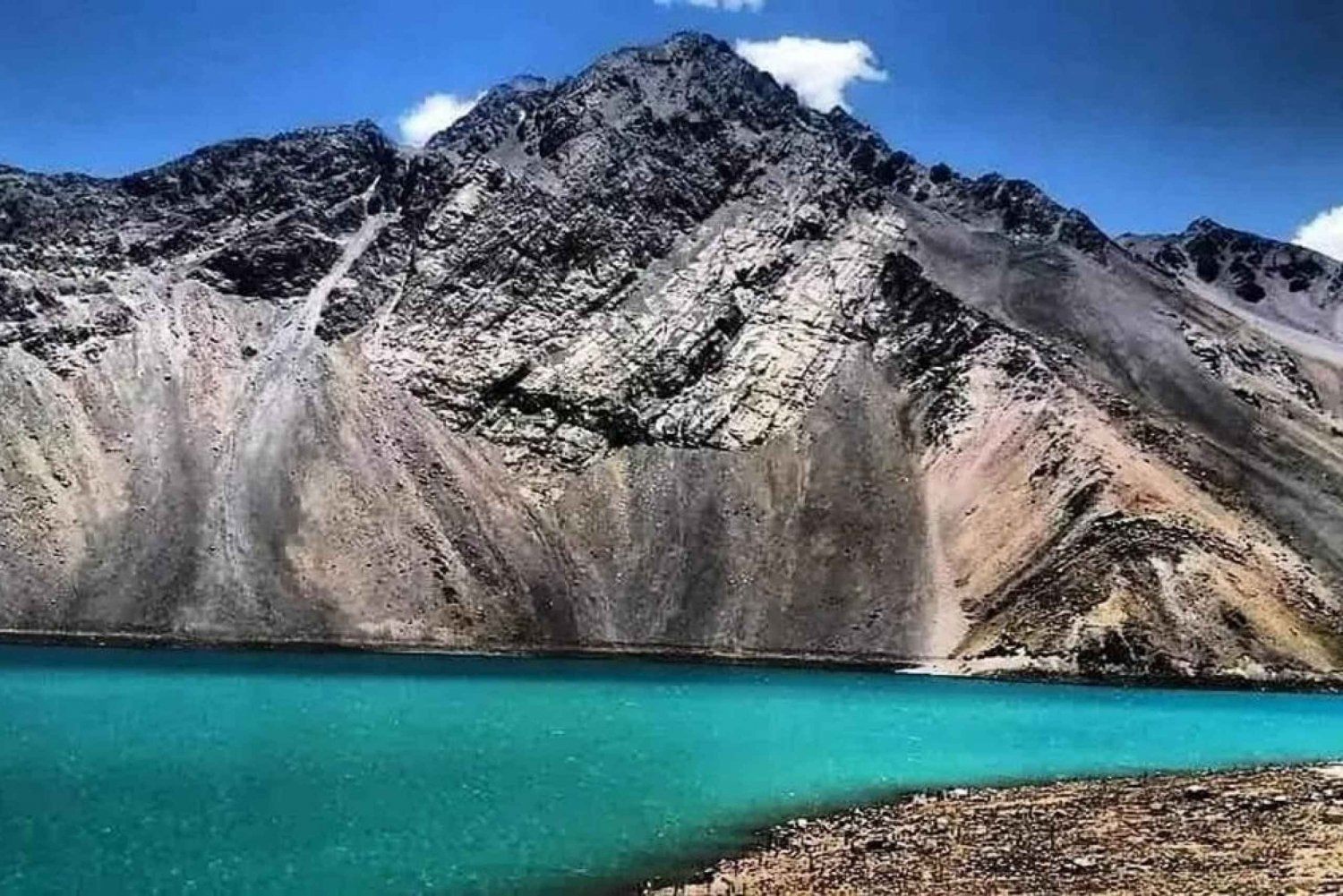 Cajon del Maipo Andes Mountain