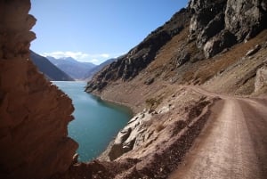 Cajón del Maipo, réservoir El Yeso et Casa de Chocolate avec pique-nique