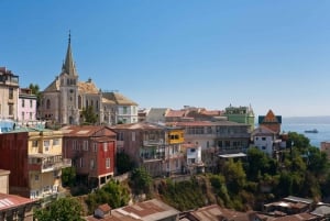 From Santiago: Vineyard, Valparaíso, and Viña del Mar Tour