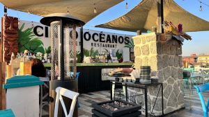 Cinco Oceanos Sunset  Restaurant