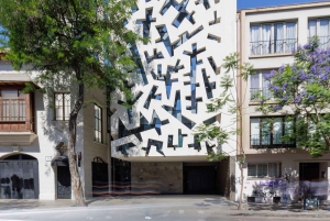 Santiago City Tour & Wine Experience