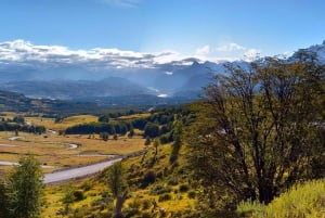 Coyhaique: Visita às grutas de mármore e à catedral com almoço