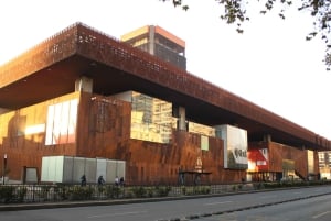 Tutustu Santiagoon, jossa moderni ja historia yhdistyvät.