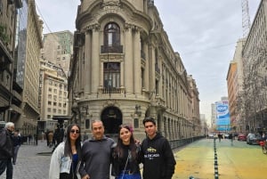 Tutustu Santiagoon, jossa moderni ja historia yhdistyvät.