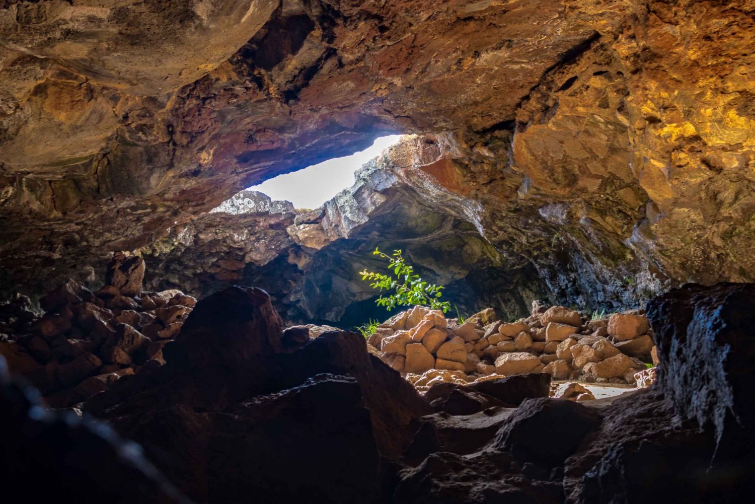Påskeøen: Forfædrenes huler og Orongo Last Village