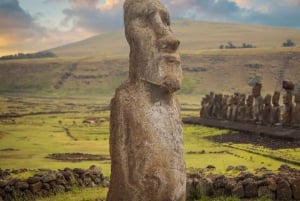 Easter Island: Moai Full Day Private Tour