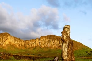 Easter Island: Moai Full Day Private Tour