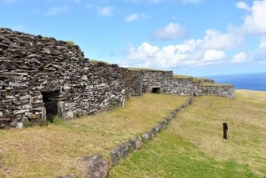 Easter Island Private Tour: Historical Journey North & West