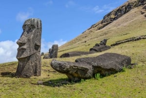 Easter Island Private Tour: Majestic Megaliths South & East