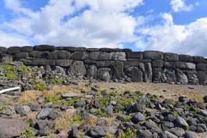 Isla de Pascua: Tour Privado por el Sur y el Este