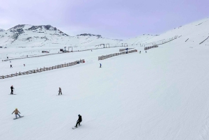 El Colorado Ski: billet, undervisning, transport, tilvalg, tøj