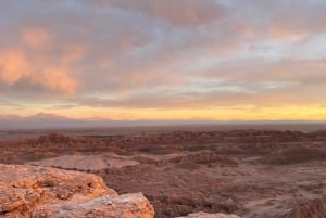 Odkryj Dolinę Księżycową z zachodem słońca, przekąskami i napojami