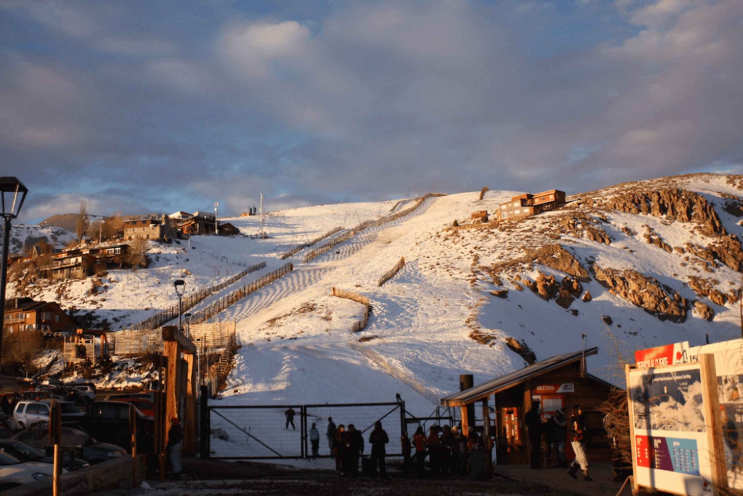 Farellones et vallée de Casablanca : visite privée de la montagne et des vins premium