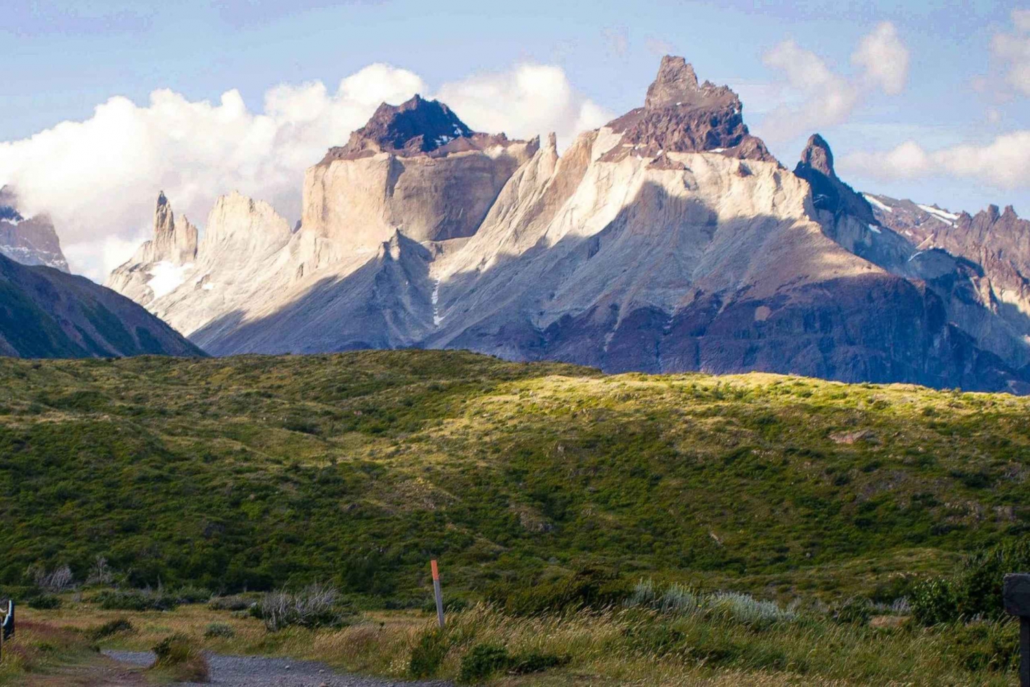 From Puerto Natales: Full-Day French Valley Hike