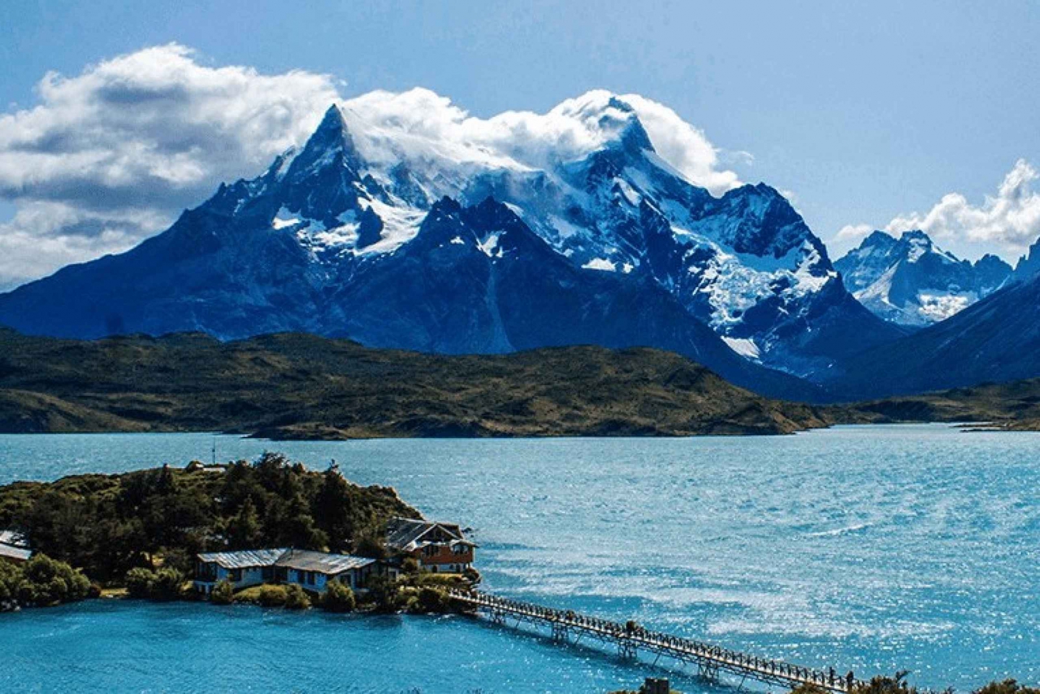 From Puerto Natales: Torres del Paine National Park Day Tour