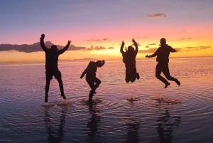Da San Pedro de Atacama: Tour di 3 giorni delle Saline di Uyuni