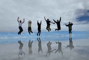 From San Pedro de Atacama: 4-Day Uyuni Salt Flats Tour