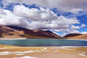 Van San Pedro de Atacama: Rode Stenen en Altiplanische Lagunes