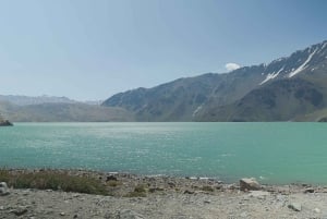 Von Santiago: Colina Thermalbäder und Embalse el Yeso mit Picknick