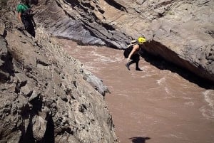 Santiagosta: Koskenlaskua Maipo Canyonissa