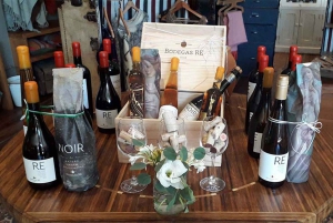 From Santiago: Surfing and Wine Full-Day Private Tour