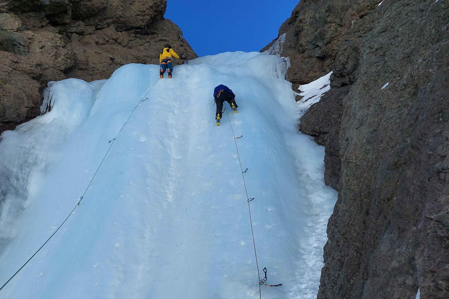 Escalada no gelo de um dia inteiro em Portillo, perto de Santiago