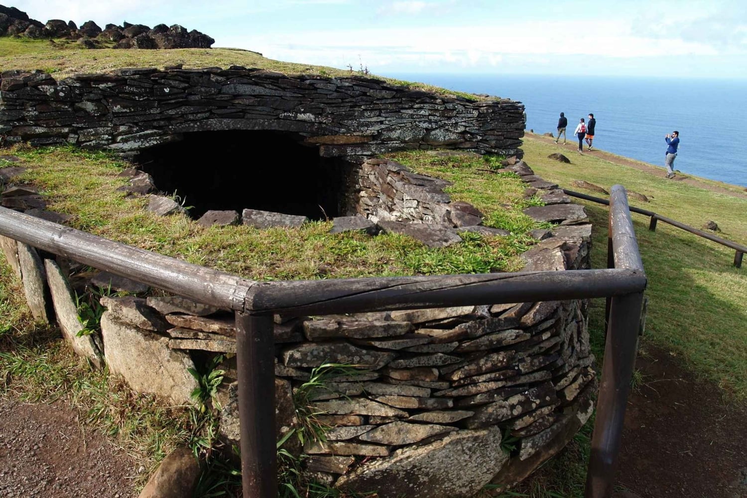 Puolipäiväretki Orongoon ja Rano Kauhun Pääsiäissaarella