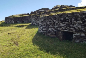 Puolipäiväretki Orongoon ja Rano Kauhun Pääsiäissaarella