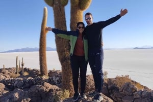 La Paz: Uyuni-tour eindigt met de bus in Atacama Chili.