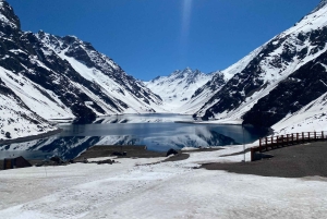 Лагуна-дель-Инка и ферма альпака или винодельня (частный трансфер)