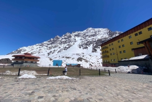 Лагуна-дель-Инка и ферма альпака или винодельня (частный трансфер)