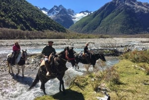 Mallín Grande: całodniowa jazda konna do lodowca Ventisquero Tronador