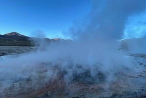 Memorable Excursión a los Géiseres del Tatio con Flamencos y Vistas Panorámicas