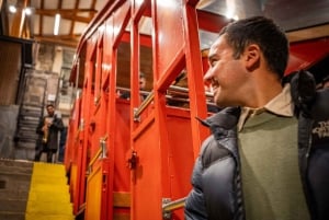 Natt på linbanan: vin, musik och cueca i Santiago