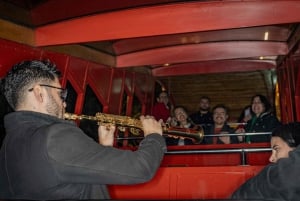 Natt på linbanan: vin, musik och cueca i Santiago